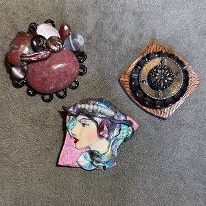 Artisan Pink and Multicolor Crafty Brooches